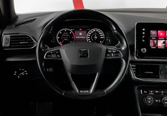Подержанный автомобиль SEAT Tarraco 2019 года (12 фото)