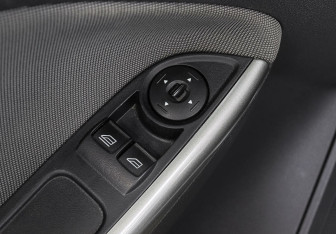 Подержанный автомобиль Ford Focus Wagon 2013 года (13 фото)