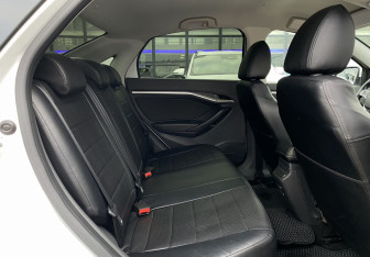 Подержанный автомобиль LADA (ВАЗ) Vesta Sedan 2019 года (19 фото)