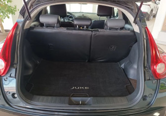 Подержанный автомобиль Nissan Juke 2014 года (17 фото)