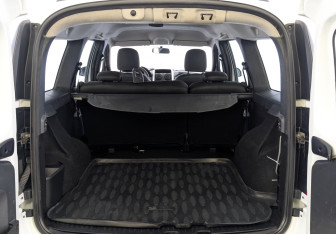 Подержанный автомобиль LADA (ВАЗ) Largus Wagon 2021 года (10 фото)