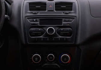 Подержанный автомобиль LADA (ВАЗ) Kalina Wagon 2017 года (14 фото)