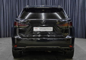 Подержанный автомобиль Lexus RX 2020 года (6 фото)