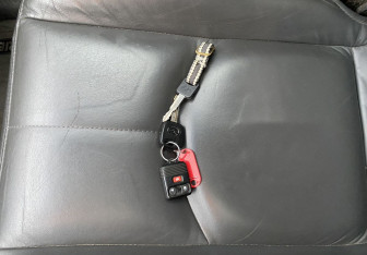 Подержанный автомобиль Mazda Tribute 2004 года (16 фото)