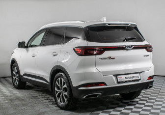 Подержанный автомобиль Chery Tiggo 7 Pro 2022 года (7 фото)