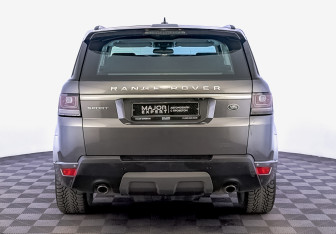 Подержанный автомобиль Land Rover Range Rover Sport 2015 года (6 фото)