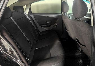 Подержанный автомобиль Nissan Almera Sedan 2017 года (10 фото)