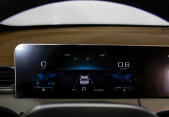 Подержанный автомобиль Jetour X70 2023 года (9 фото)