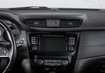 Подержанный автомобиль Nissan Qashqai 2021 года (13 фото)