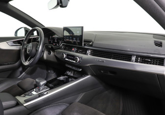 Подержанный автомобиль Audi A5 Liftback 2021 года (9 фото)