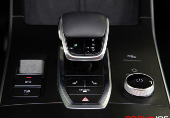 Подержанный автомобиль Omoda C5 2022 года (16 фото)