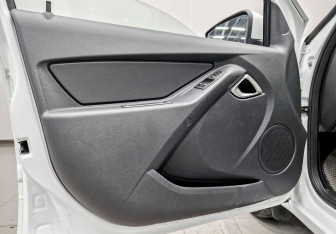 Подержанный автомобиль LADA (ВАЗ) Granta Sedan 2024 года (19 фото)