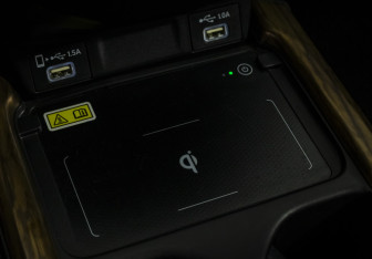 Подержанный автомобиль Honda CR-V 2022 года (18 фото)