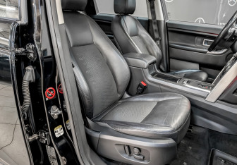 Подержанный автомобиль Land Rover Discovery Sport 2017 года (22 фото)
