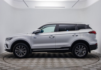 Подержанный автомобиль Geely Atlas Pro 2022 года (2 фото)