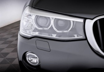 Подержанный автомобиль BMW X4 2017 года (17 фото)