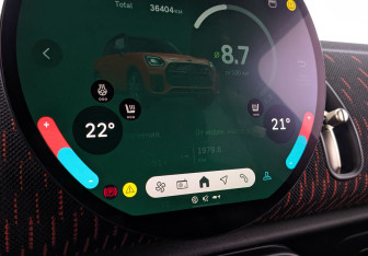 Подержанный автомобиль MINI Countryman 2024 года (24 фото)