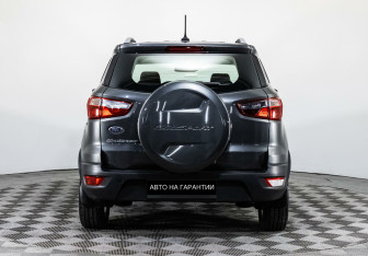 Подержанный автомобиль Ford EcoSport 2018 года (6 фото)