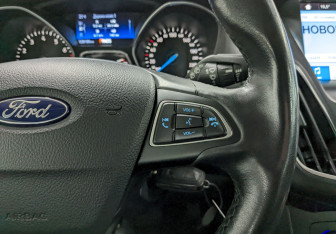 Подержанный автомобиль Ford Focus Hatchback 2019 года (27 фото)