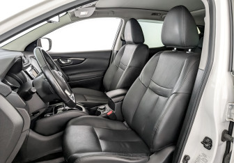 Подержанный автомобиль Nissan Qashqai 2019 года (20 фото)