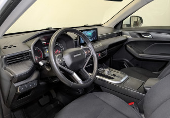 Подержанный автомобиль Haval Jolion 2022 года (15 фото)