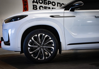 Подержанный автомобиль Jaecoo J8 2024 года (39 фото)