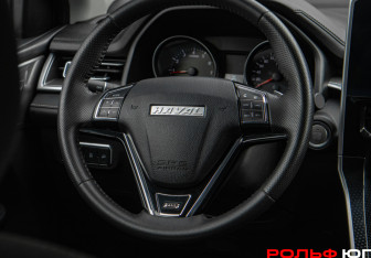 Подержанный автомобиль Haval M6 2023 года (11 фото)