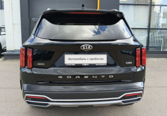 Подержанный автомобиль Kia Sorento 2020 года (6 фото)