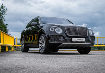 Подержанный автомобиль Bentley Bentayga 2016 года (3 фото)
