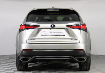 Подержанный автомобиль Lexus NX 2019 года (6 фото)