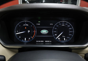 Подержанный автомобиль Land Rover Range Rover Sport 2014 года (13 фото)