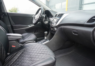 Подержанный автомобиль Hyundai Solaris Sedan 2013 года (11 фото)