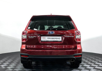 Подержанный автомобиль Subaru Forester Suv 2015 года (6 фото)