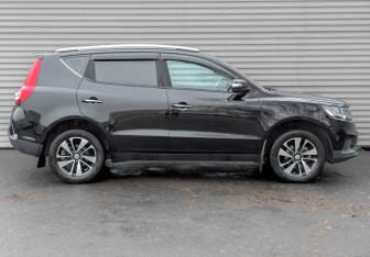 Подержанный автомобиль Geely Emgrand X7 2019 года (5 фото)