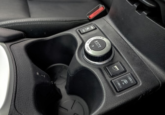 Подержанный автомобиль Nissan X-Trail 2018 года (27 фото)