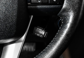 Подержанный автомобиль Toyota Fortuner 2017 года (16 фото)