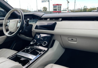 Подержанный автомобиль Land Rover Range Rover Velar 2018 года (9 фото)