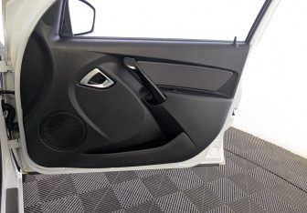 Подержанный автомобиль LADA (ВАЗ) Granta Liftback 2025 года (23 фото)