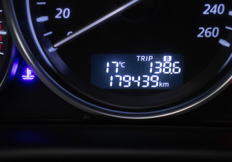 Подержанный автомобиль Mazda CX-5 2014 года (11 фото)