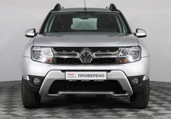Подержанный автомобиль Renault Duster 2019 года (2 фото)
