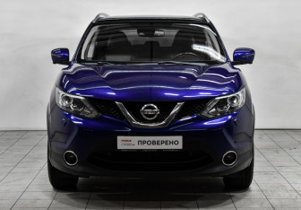 Подержанный автомобиль Nissan Qashqai 2018 года (2 фото)