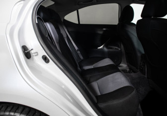 Подержанный автомобиль Lexus IS Sedan 2008 года (9 фото)
