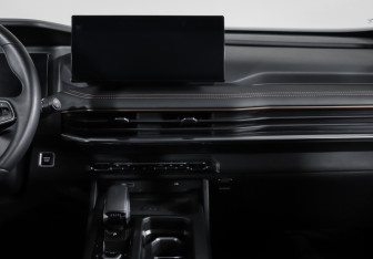 Подержанный автомобиль Geely Okavango 2024 года (13 фото)