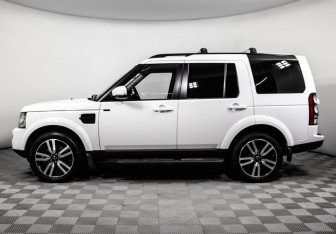 Подержанный автомобиль Land Rover Discovery 2014 года (8 фото)