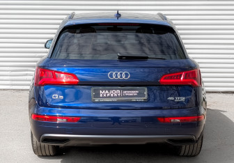 Подержанный автомобиль Audi Q5 2018 года (6 фото)