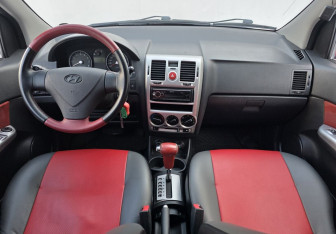 Подержанный автомобиль Hyundai Getz 2008 года (11 фото)