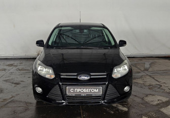 Подержанный автомобиль Ford Focus Hatchback 2012 года (2 фото)