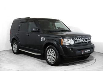 Подержанный автомобиль Land Rover Discovery 2012 года (3 фото)