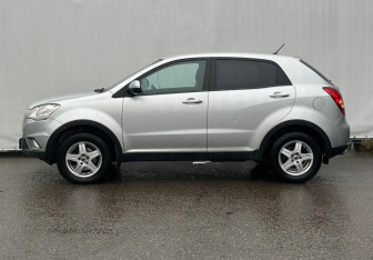 Подержанный автомобиль SsangYong Actyon 2013 года (8 фото)