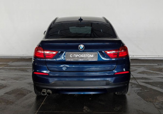 Подержанный автомобиль BMW X4 2015 года (5 фото)